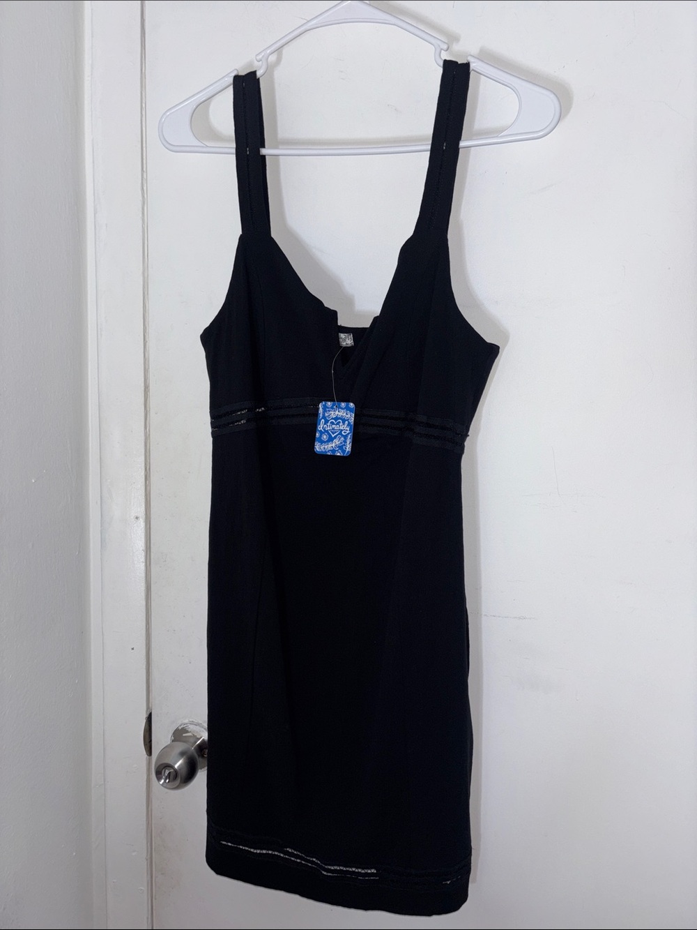 Classic Black Sleeveless Mini Dress by